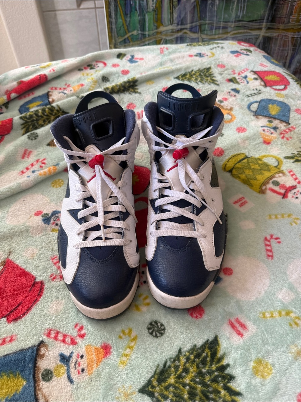 Men’s Jordan Olympic 6. Navy and White High-Top Athletic Sneakers.   2012 editio